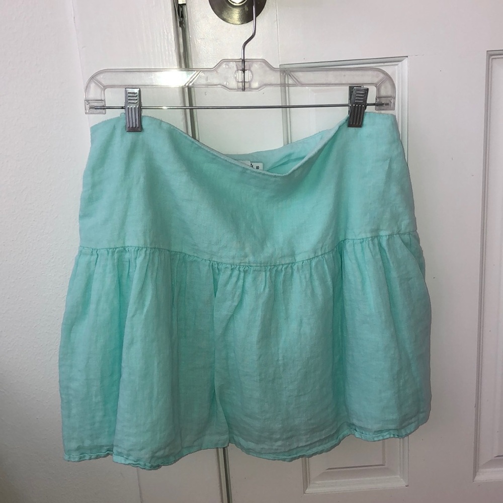 Mint Vineyard Vines mini skirt